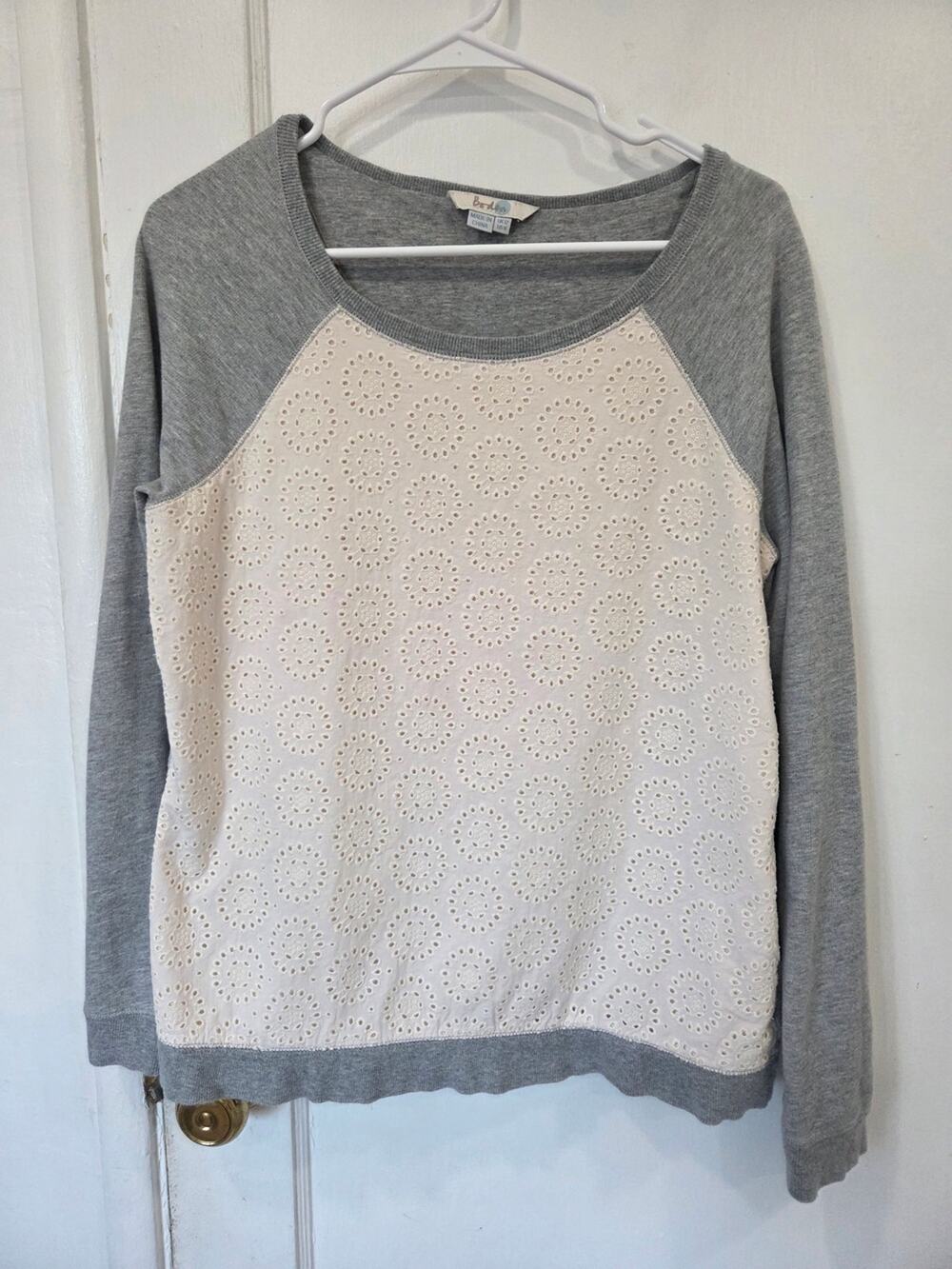 Boden beige eyelet front gray raglan sweatshirt 8